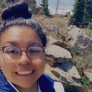 Meet your Posher, Molly